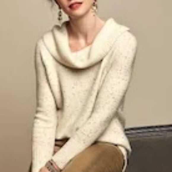 Chico's Touch Of Sparkle Sweater Black Sz. 12 Chico's Size 2) NWT - Picture 2 of 3